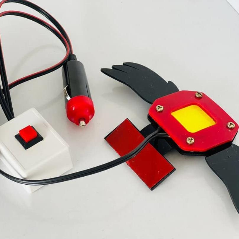 مزاحم گیر شیشه عقب 236b3b05-9c49-4133-b52d-5ad38436db8f.jpg