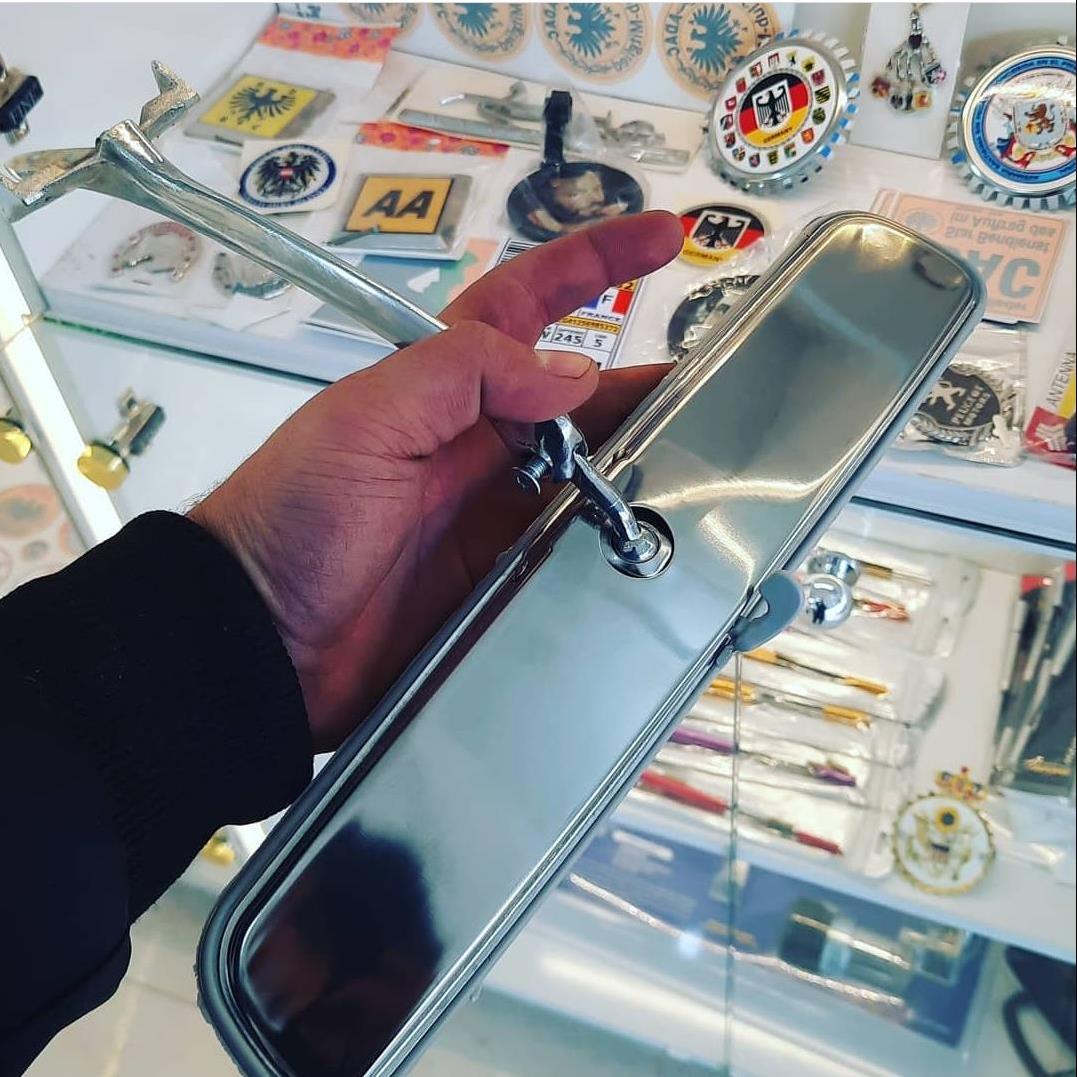 آیینه سی سانتی استیل 29c14d1a-7c77-42cd-ba90-8306b710c42d.jpg