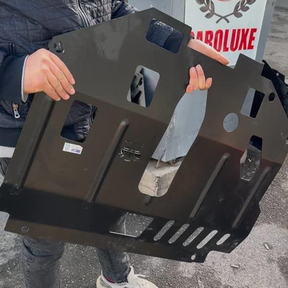 سینی فلزی موتور دنا 2c5b0d0e-5118-40f5-b1f9-f1c050b6d836.jpg