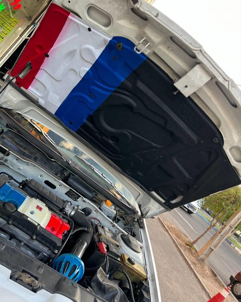 نمد رنگی کاپوت خانواده پژو 75baea78-5152-4085-9dc7-194336484ab6.jpg