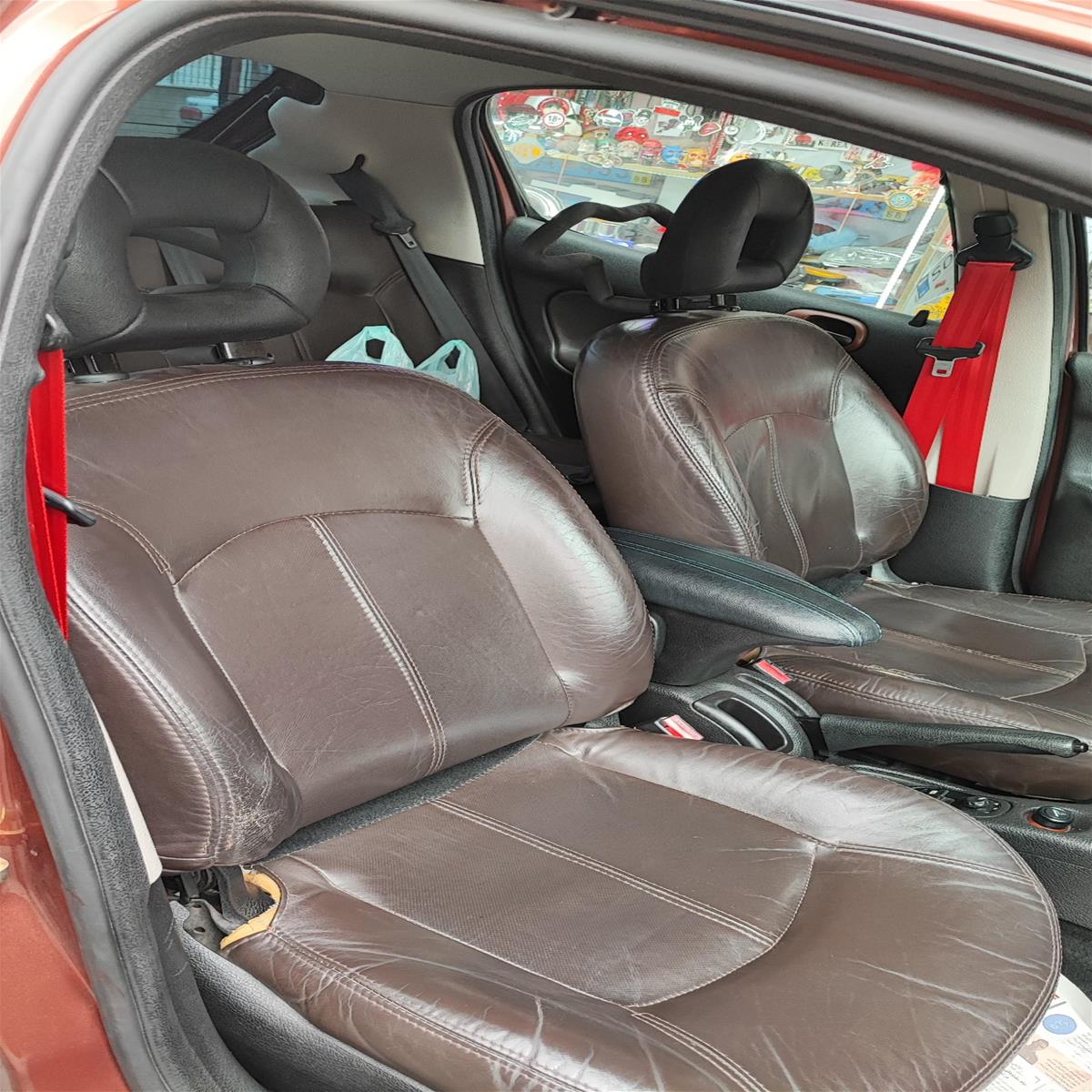 پشت سری CC 872d0c9a-fa1d-4131-91ed-2ffff9bd9bf4.jpg