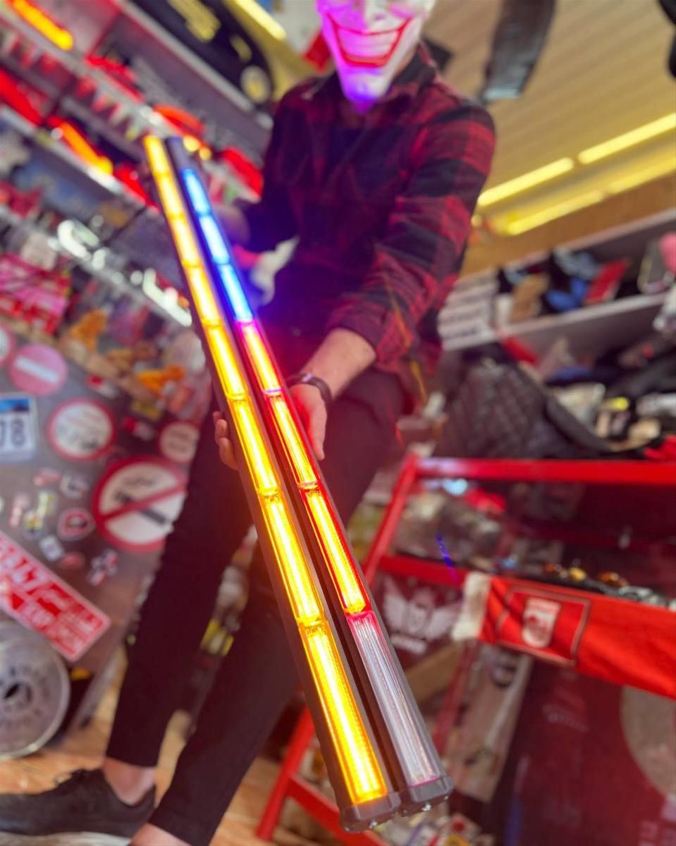 لایت بار دورنگ 9ae63aca-d2ff-401d-a7fd-f1f7f41ae141.jpg