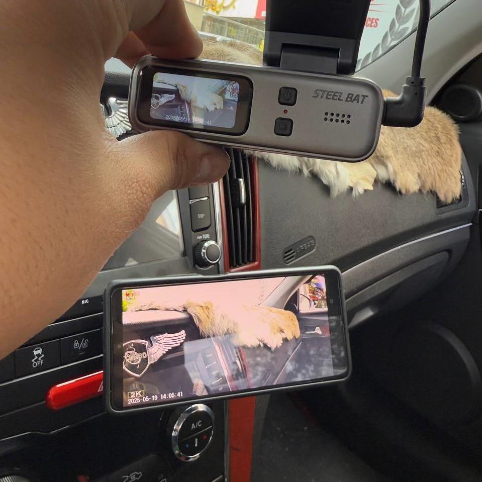 دوربین ثبت وقایع وایرلس مانیتور دار a929a791-5135-4c62-a1c0-12057bbdd54e.jpg