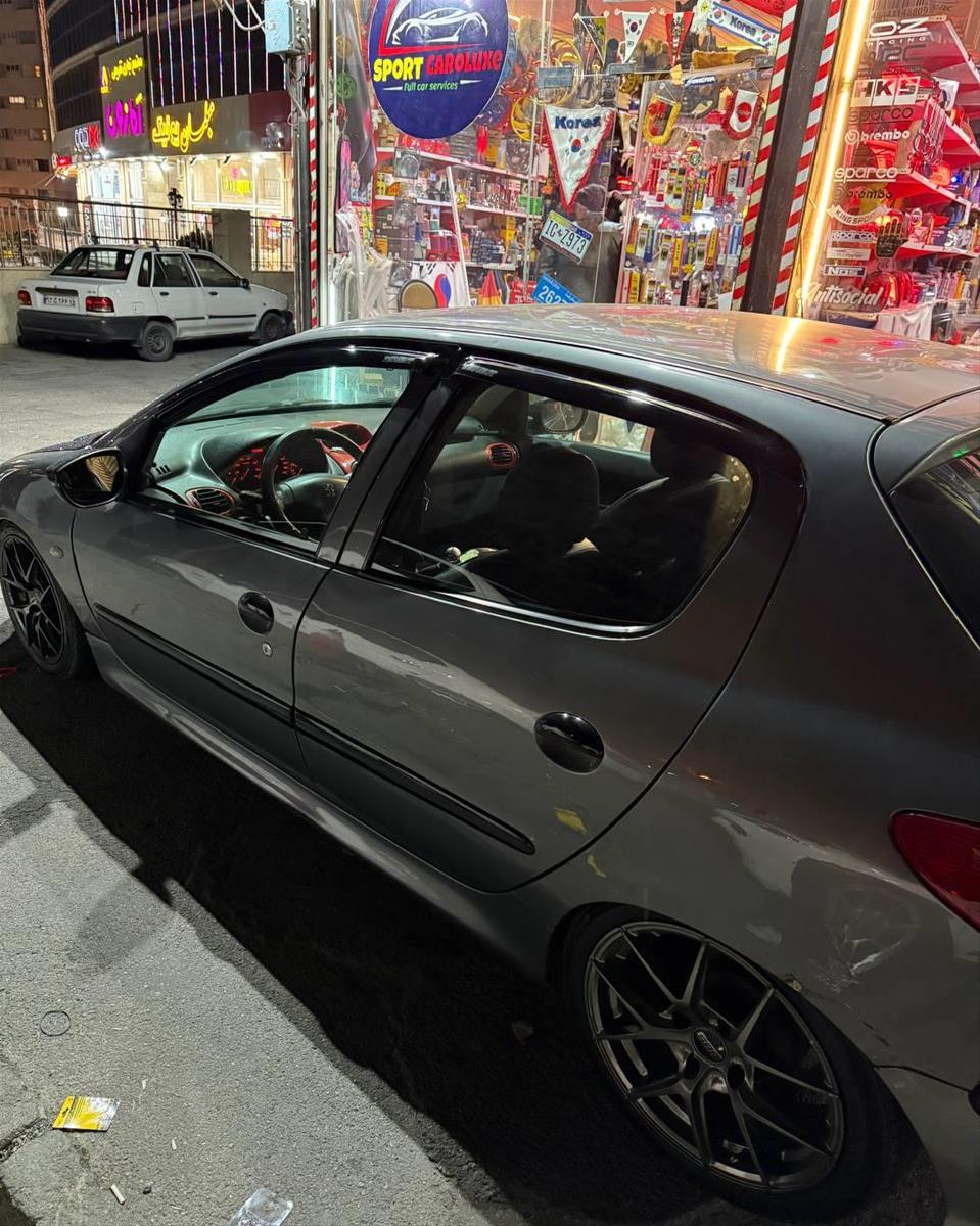 بادگیرشیشه وارداتی aa2c41a3-d8aa-4693-a5bb-237e67b187e0.jpg