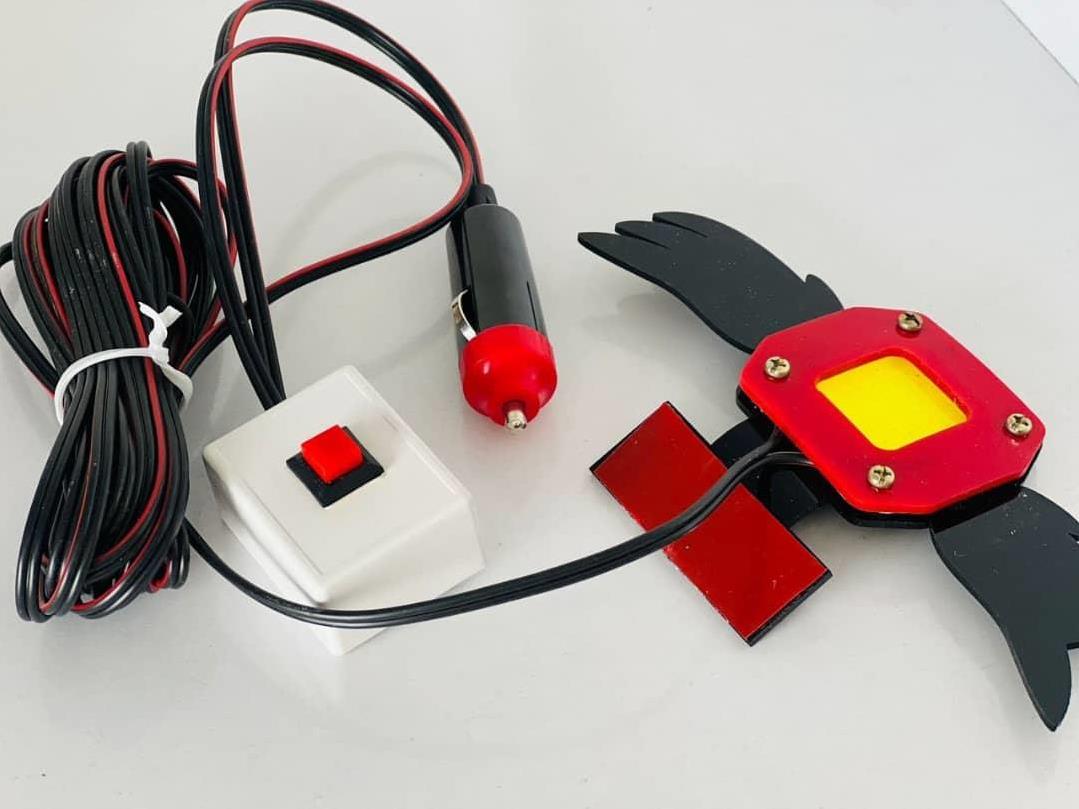 مزاحم گیر شیشه عقب b0aacd72-4f7c-4b4d-8ed3-e5a222f458ac.jpg