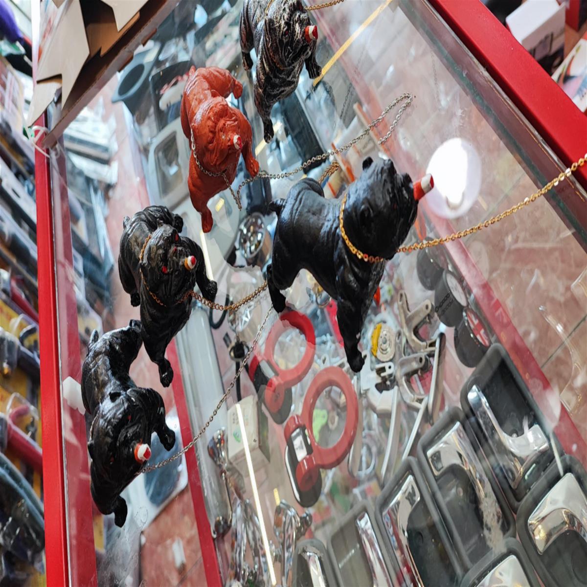 سگ بولداگ رو داشبردی b2285ac4-73f1-4146-bf62-2f7a34e043c1.jpg