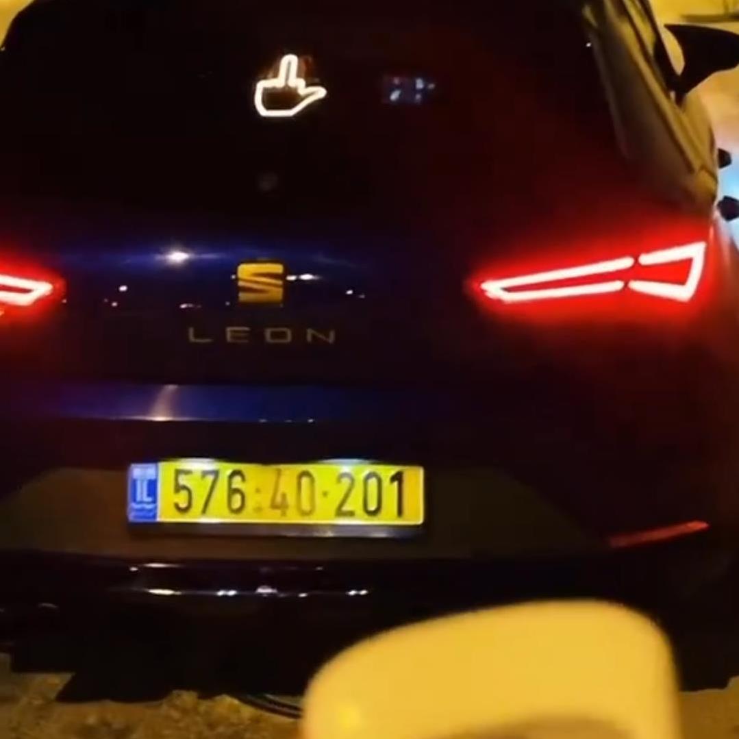 دست هوشمند _دست بیقرار e58fe781-a04e-46b8-9db1-7f1d55a3e86a.jpg